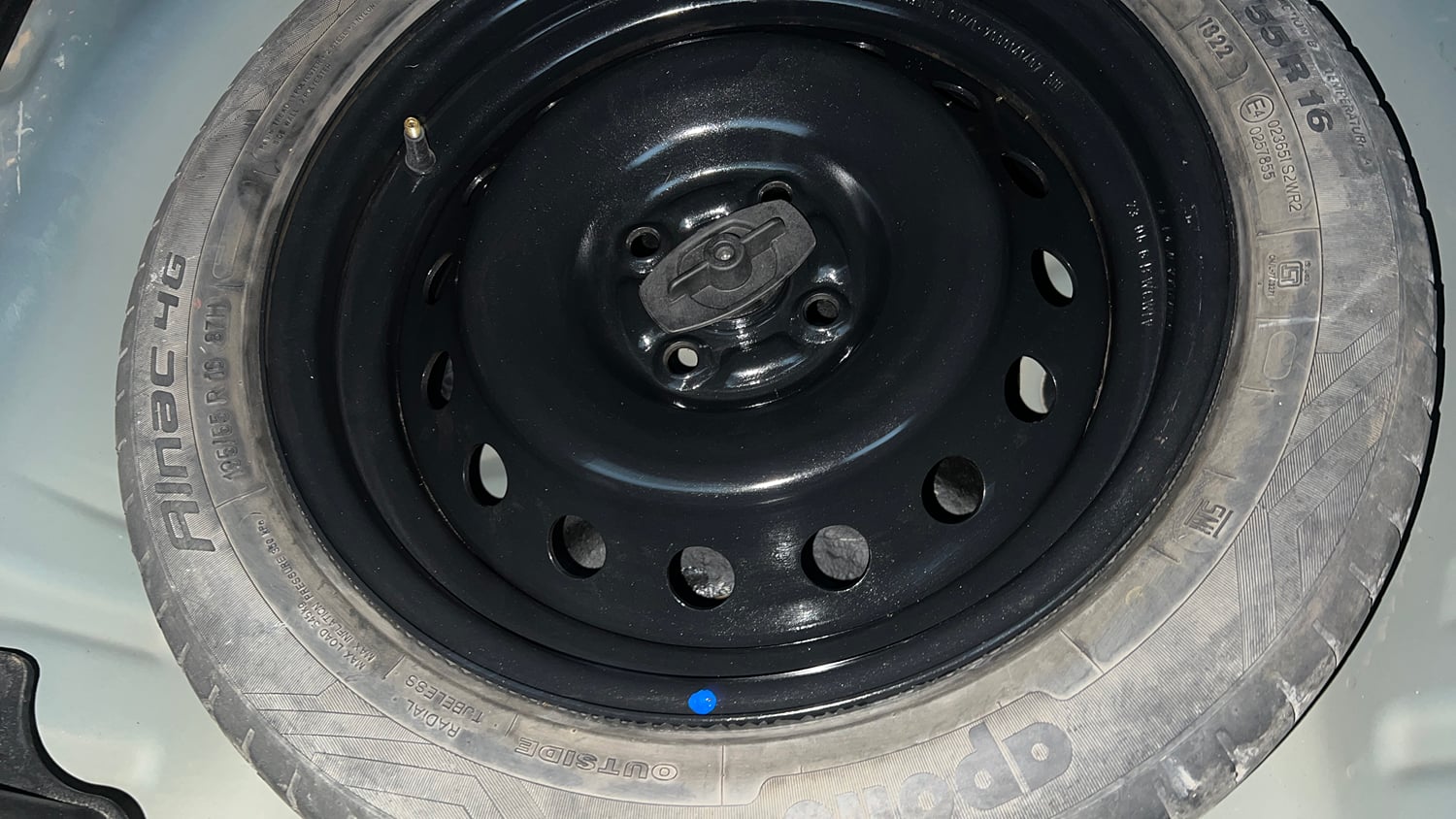 Used 2023 Maruti Suzuki Fronx Delta Plus 1.2L MT Petrol Manual tyres SPARE TYRE VIEW