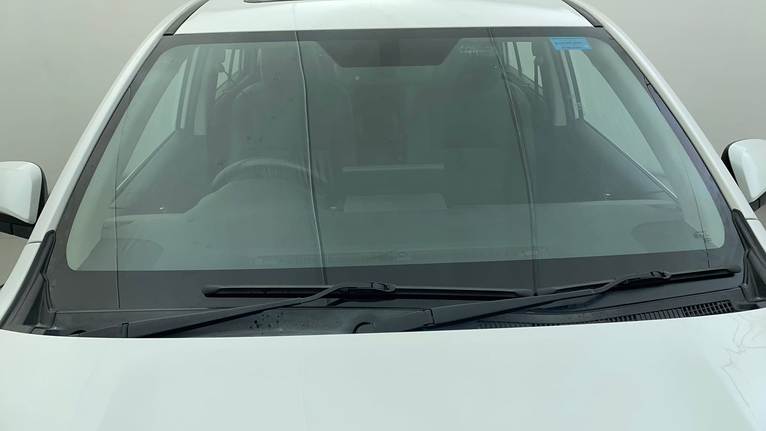 Used 2024 Maruti Suzuki Invicto Alpha Plus 7 STR Hybrid Automatic exterior FRONT WINDSHIELD VIEW