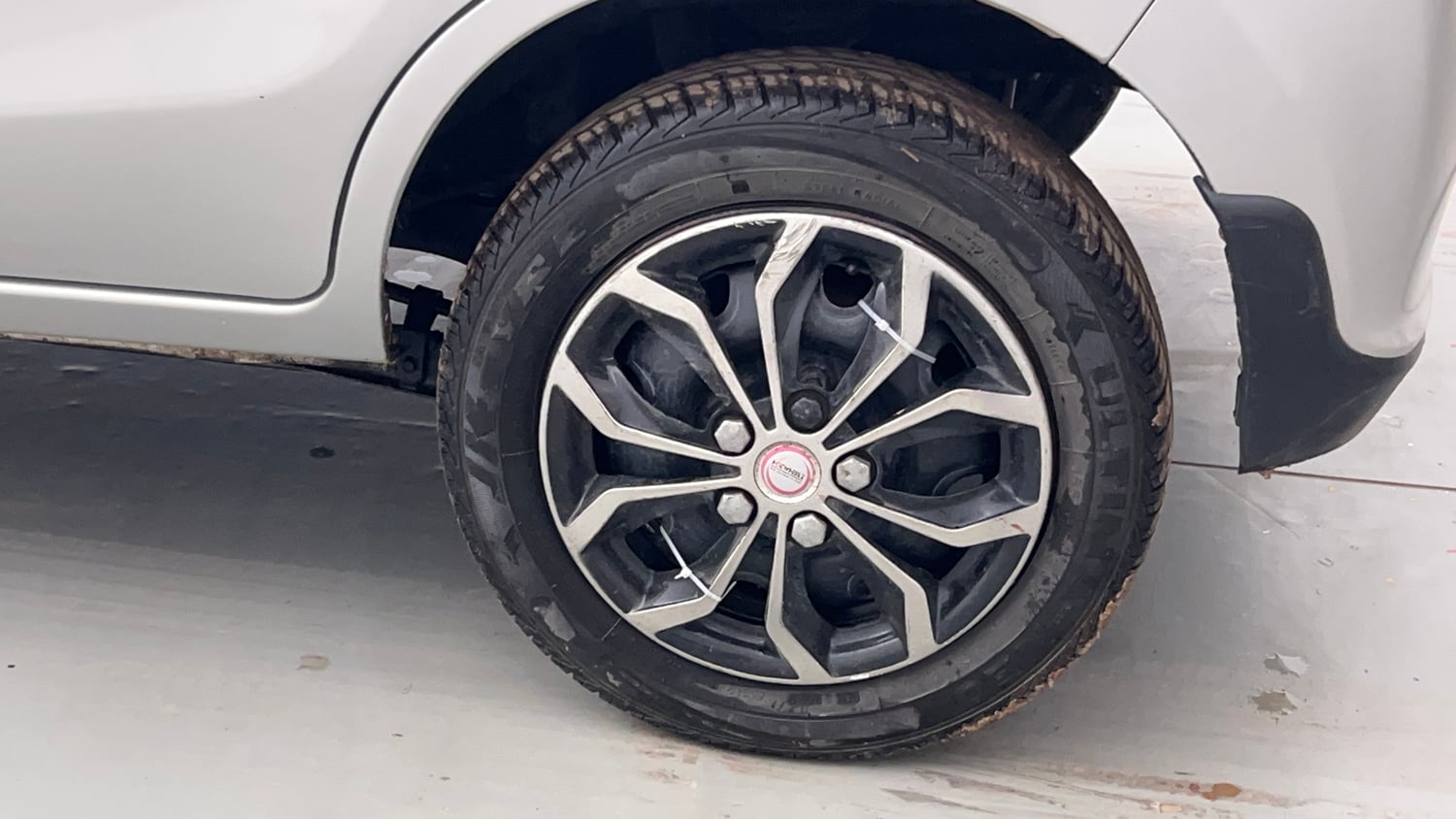 Used 2017 Maruti Suzuki Alto K10 VXi (O) Petrol Manual tyres LEFT REAR TYRE RIM VIEW