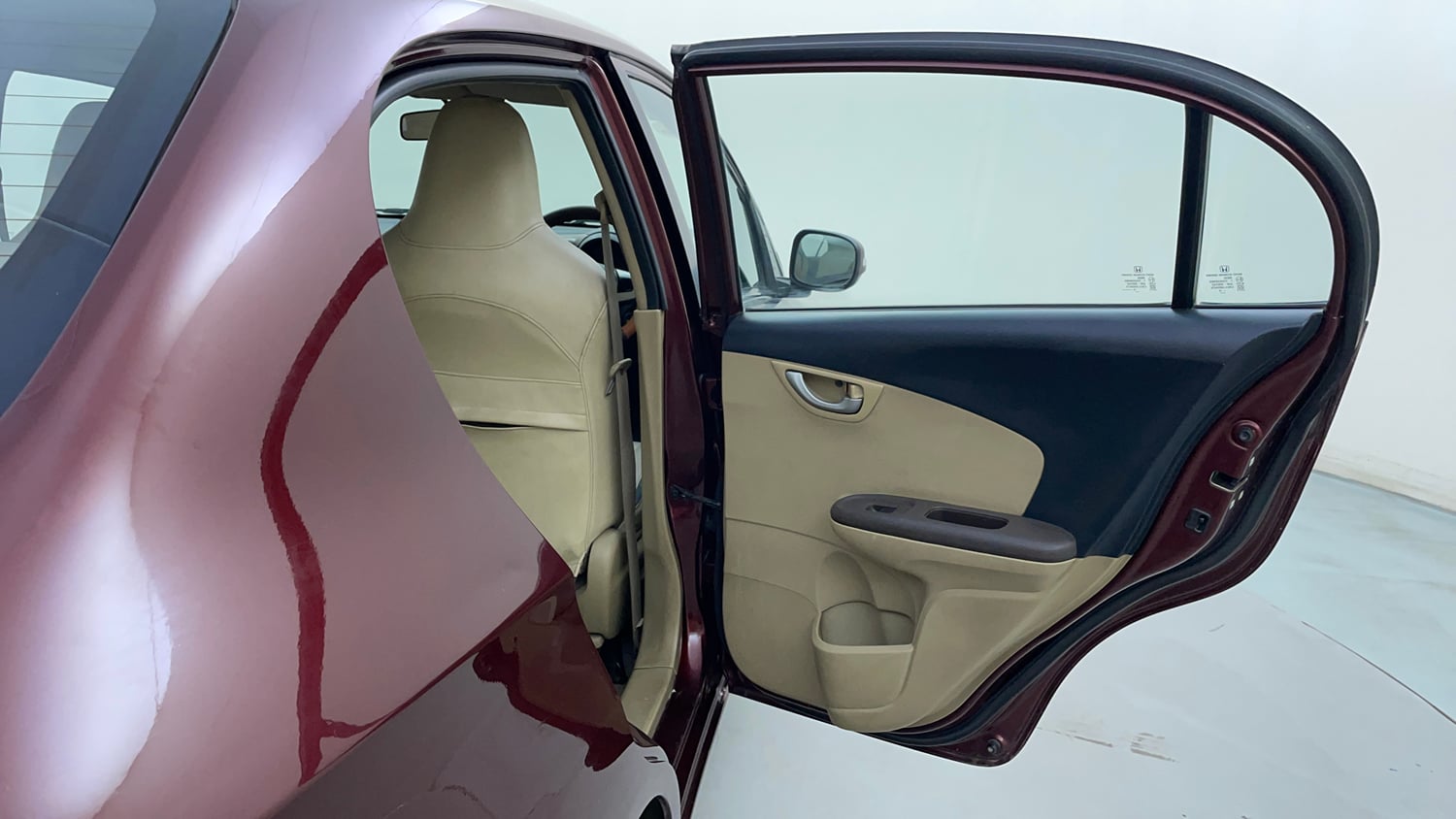 Used 2013 Honda Amaze 1.2 VX i-VTEC Petrol Manual interior RIGHT REAR DOOR OPEN VIEW