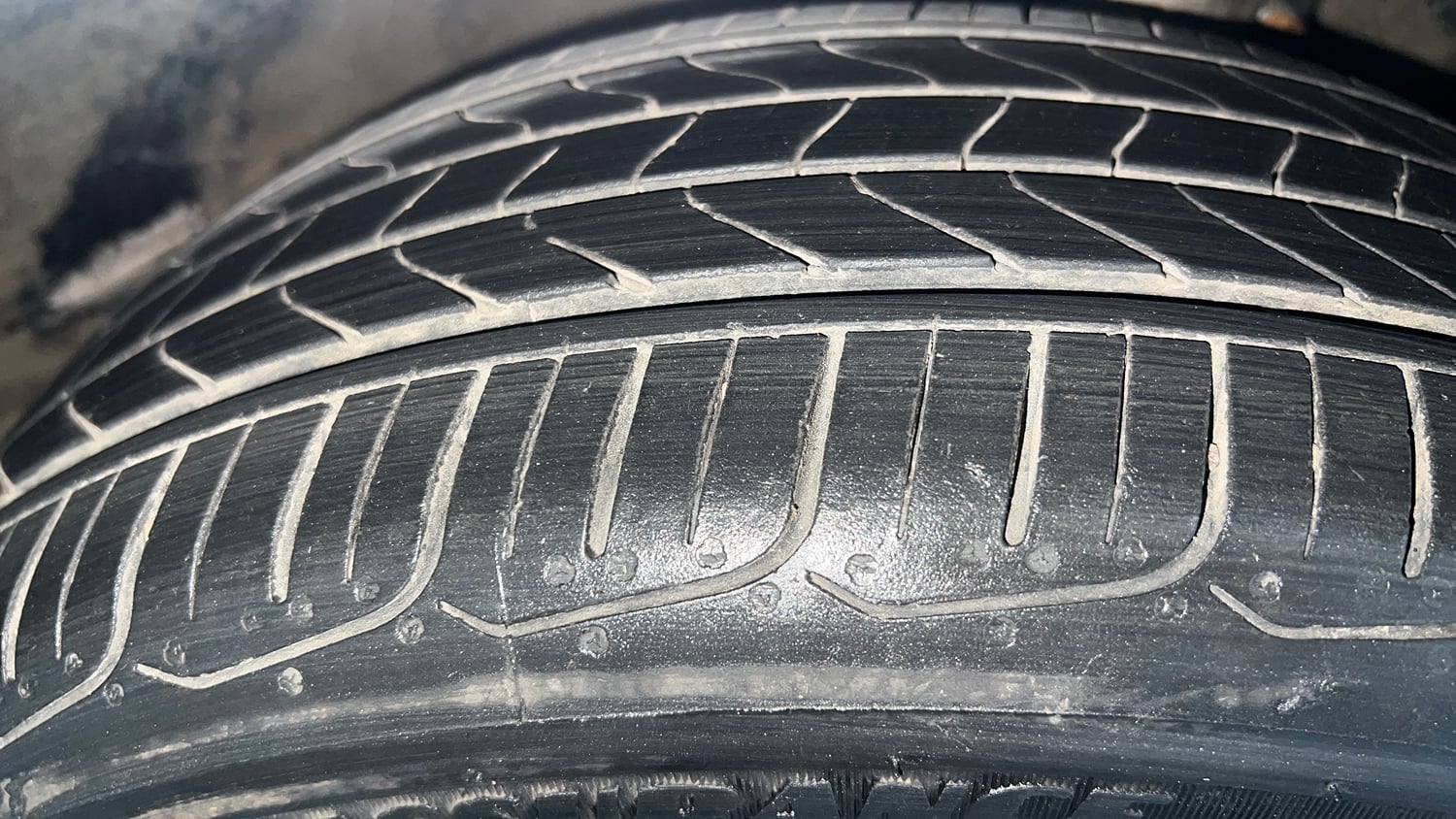 Used 2020 Maruti Suzuki Baleno Zeta Petrol Manual tyres RIGHT FRONT TYRE TREAD VIEW