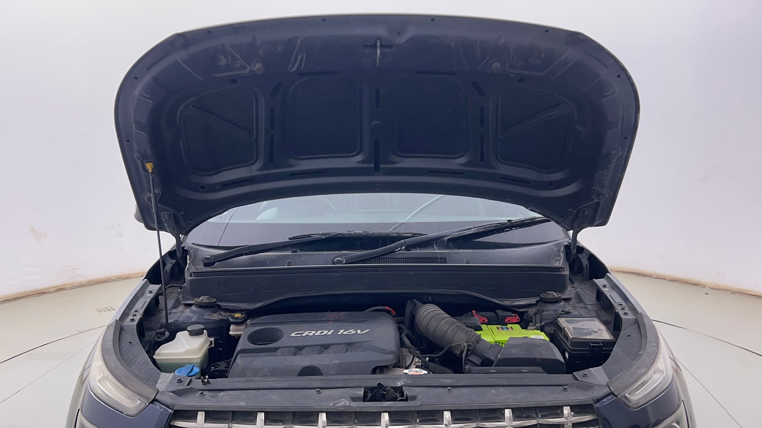 Used 2019 Hyundai Venue SX 1.4 (O) CRDi Diesel Manual engine ENGINE & BONNET OPEN FRONT VIEW