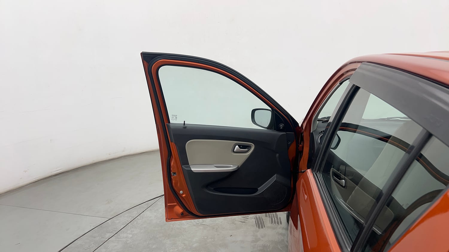 Used 2018 Maruti Suzuki Alto K10 VXi Petrol Manual interior LEFT FRONT DOOR OPEN VIEW