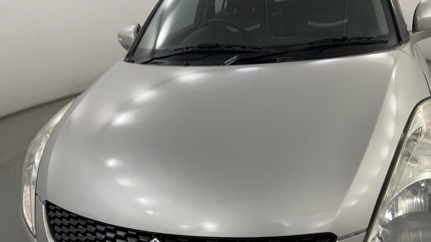 Used 2013 Maruti Suzuki Swift VXi Petrol Manual dents MINOR DENT