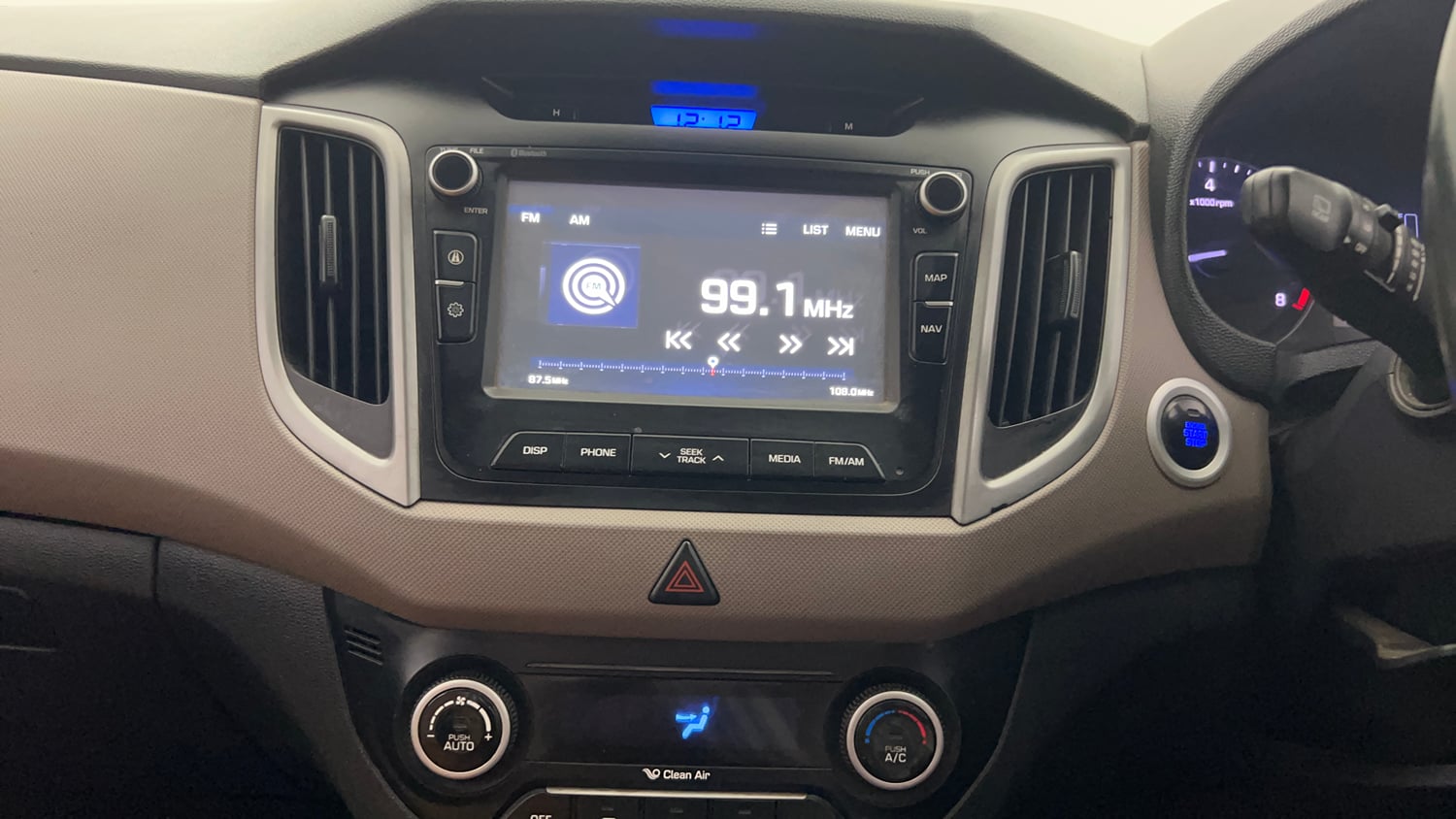 Used 2017 Hyundai Creta SX Plus 1.6 AT Petrol Petrol Automatic top_features Integrated (in-dash) music system