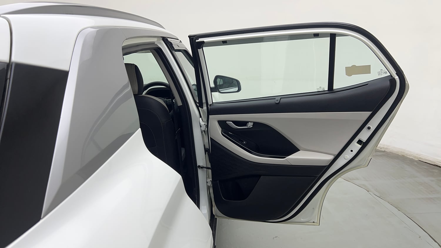 Used 2022 Hyundai Creta SX 1.5 Petrol Executive Petrol Manual interior RIGHT REAR DOOR OPEN VIEW