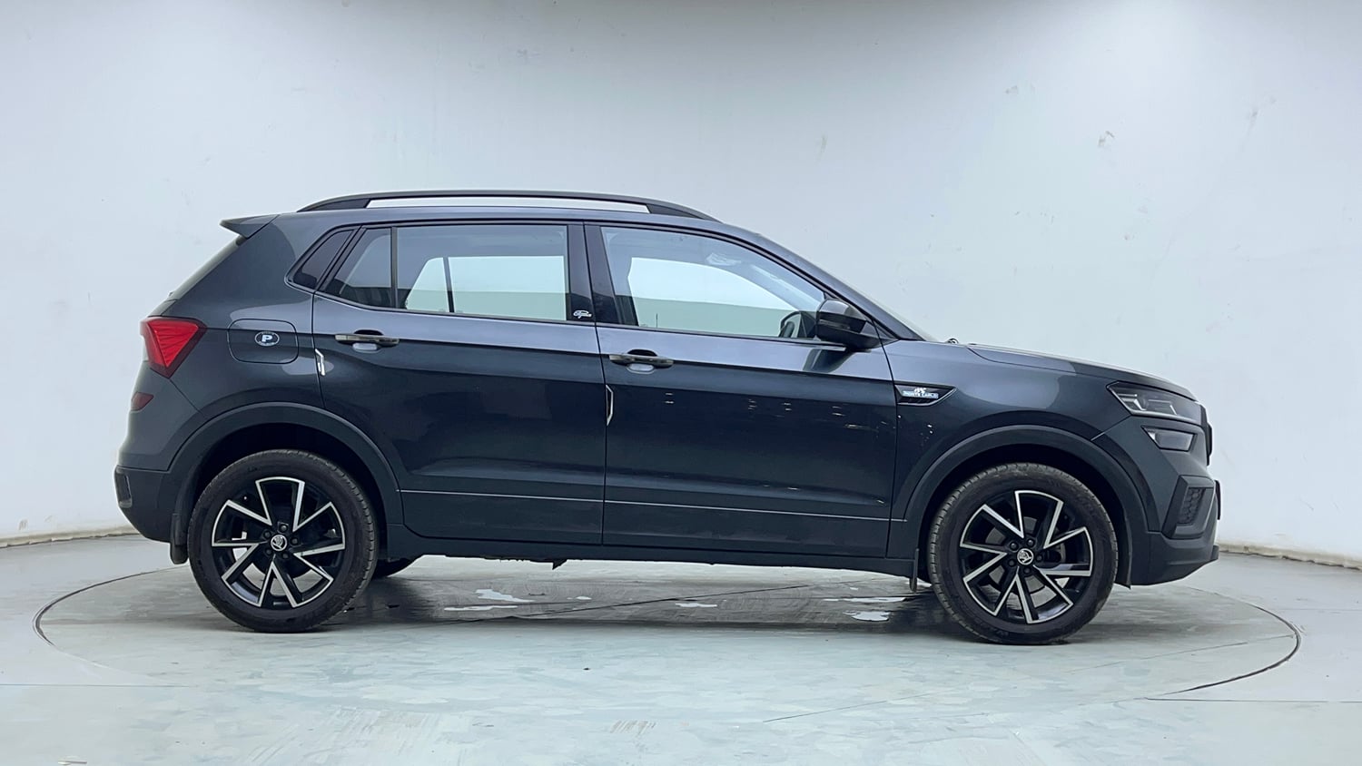 Used 2025 Skoda Kushaq Monte Carlo 1.0L TSI AT Petrol Automatic exterior RIGHT SIDE VIEW