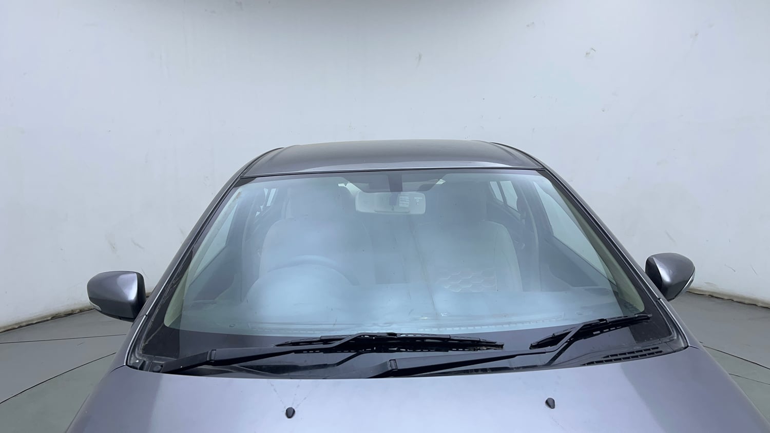 Used 2018 Maruti Suzuki Ciaz Delta 1.3 Hybrid Diesel Manual exterior FRONT WINDSHIELD VIEW