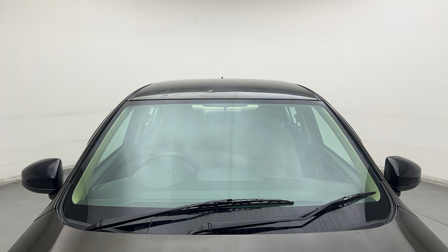 Used 2022 Honda Amaze S MT 1.2 Petrol Petrol Manual exterior FRONT WINDSHIELD VIEW