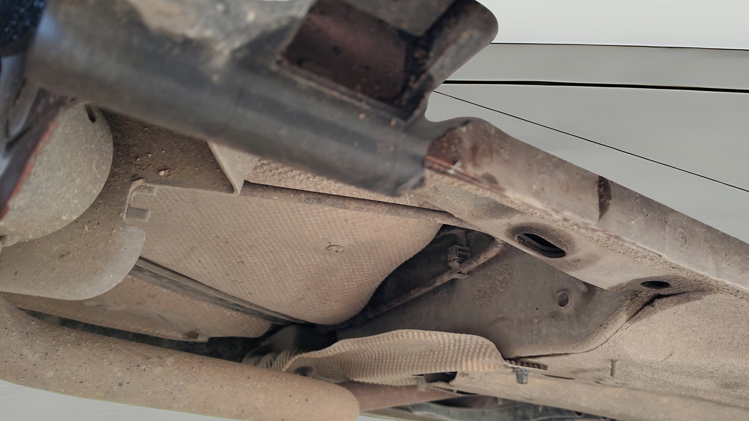 Used 2018 Ford EcoSport Titanium 1.5L Ti-VCT Petrol Manual extra REAR RIGHT UNDERBODY VIEW