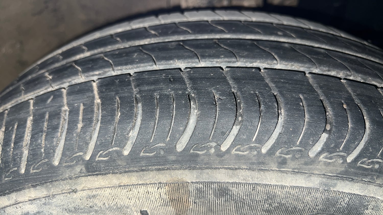 Used 2024 Maruti Suzuki Wagon R VXI 1.0 CNG Cng Manual tyres RIGHT FRONT TYRE TREAD VIEW