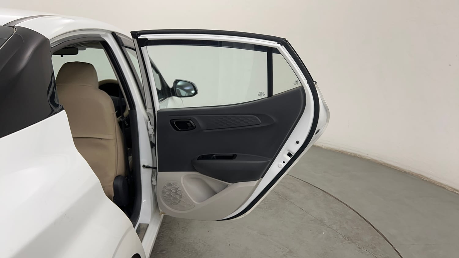 Used 2022 Hyundai Aura S 1.2 AMT Petrol Petrol Automatic interior RIGHT REAR DOOR OPEN VIEW