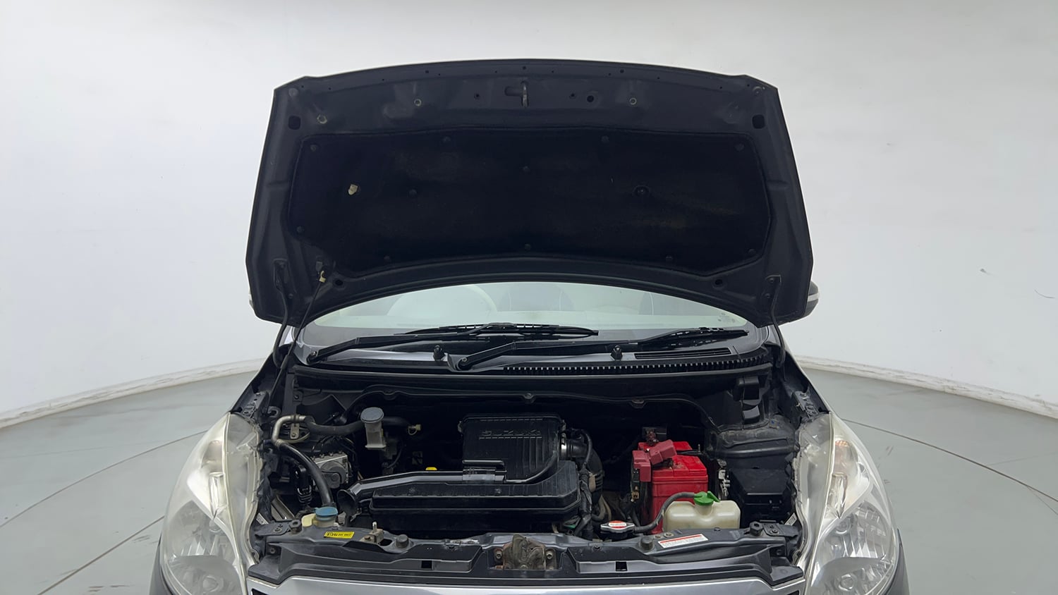 Used 2018 Maruti Suzuki Ertiga VXI Petrol Manual engine ENGINE & BONNET OPEN FRONT VIEW