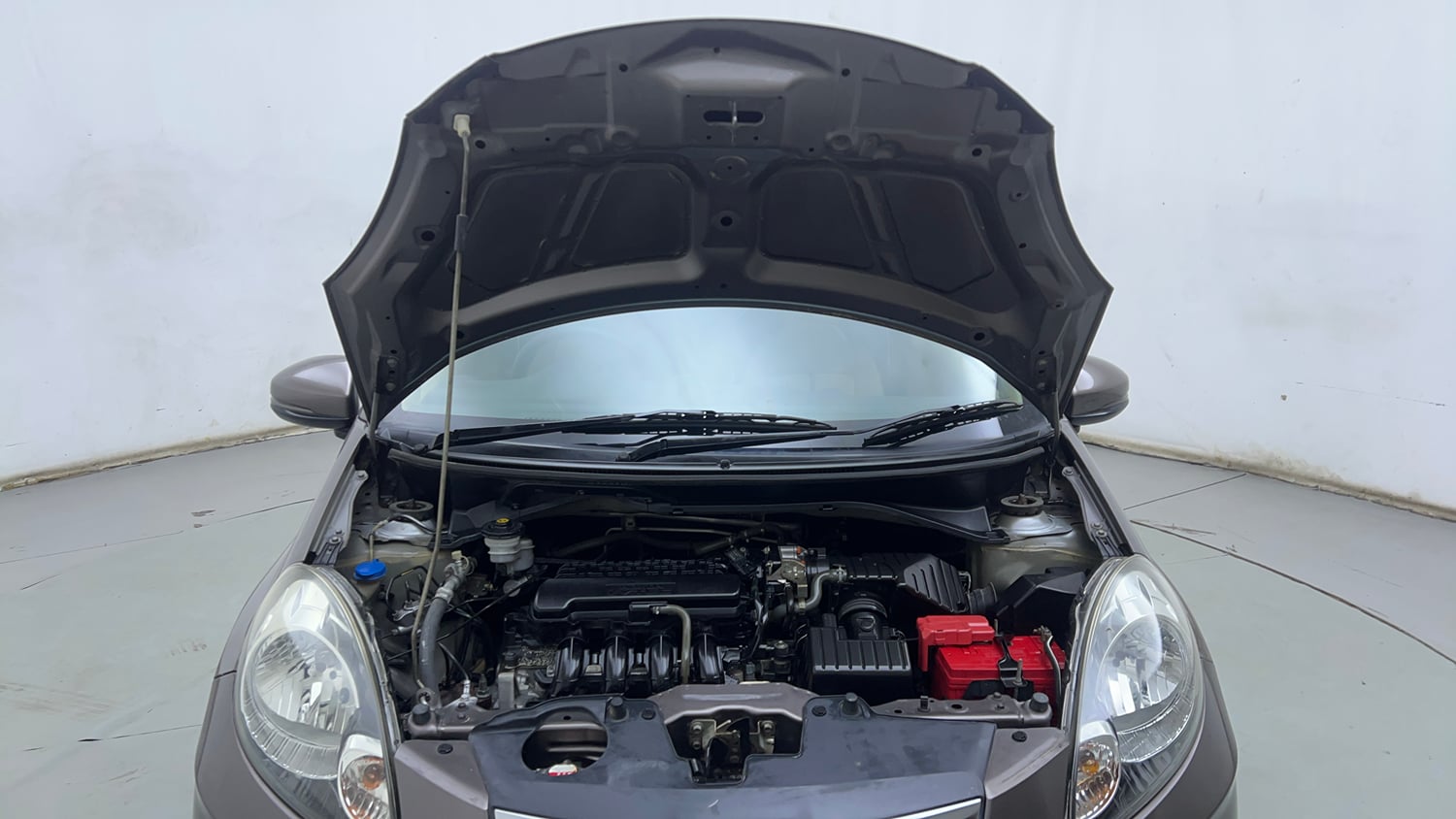 Used 2016 Honda Brio S MT Petrol Manual engine ENGINE & BONNET OPEN FRONT VIEW