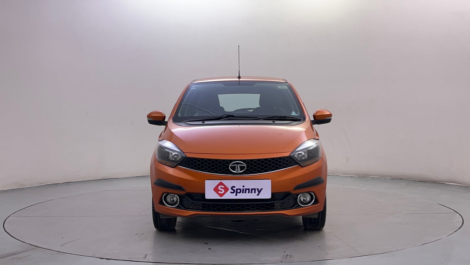 Used 2019 Tata Tiago Revotron XZ Plus Petrol Manual exterior FRONT VIEW