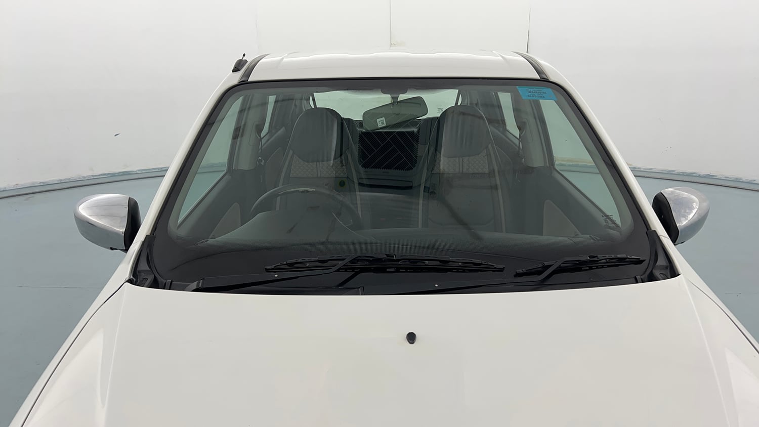Used 2023 Maruti Suzuki Alto 800 VXi Petrol Manual exterior FRONT WINDSHIELD VIEW