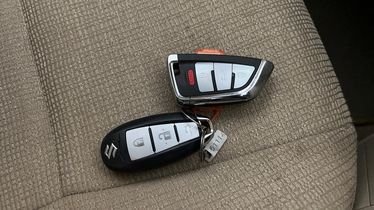 Used 2016 Maruti Suzuki Swift Dzire ZXI Petrol Manual extra CAR KEY VIEW