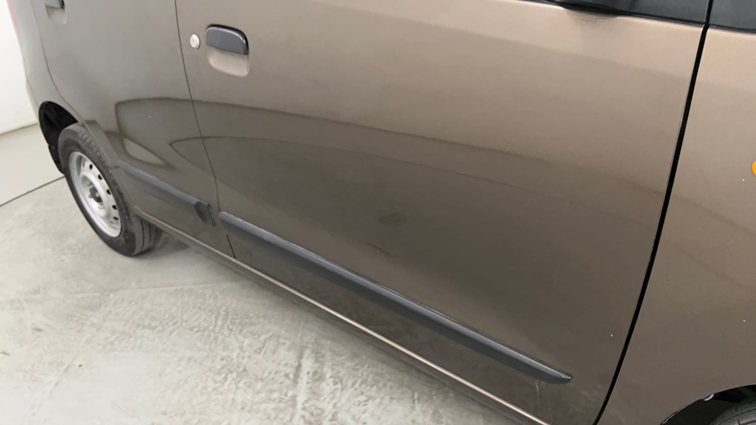 Used 2018 Maruti Suzuki Wagon R LXI CNG (O) Cng Manual dents MINOR SCRATCH