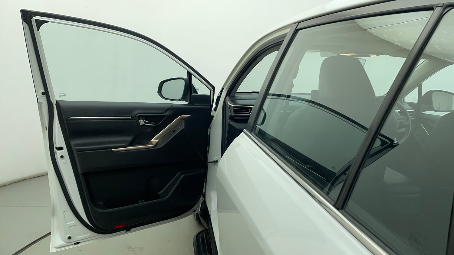 Used 2024 Maruti Suzuki Invicto Alpha Plus 7 STR Hybrid Automatic interior LEFT FRONT DOOR OPEN VIEW