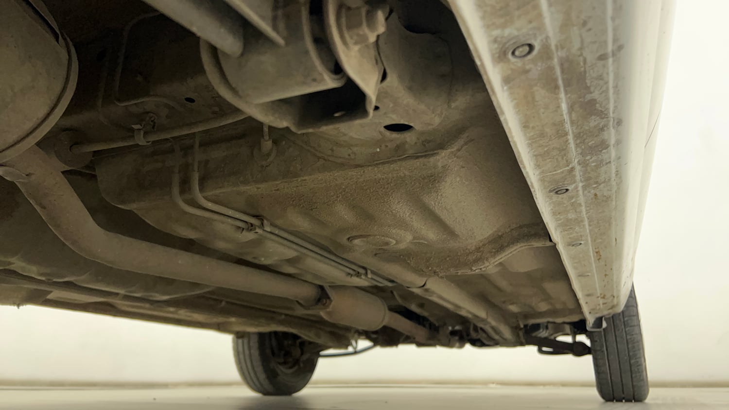 Used 2019 Maruti Suzuki Alto 800 LXi Petrol Manual extra REAR RIGHT UNDERBODY VIEW