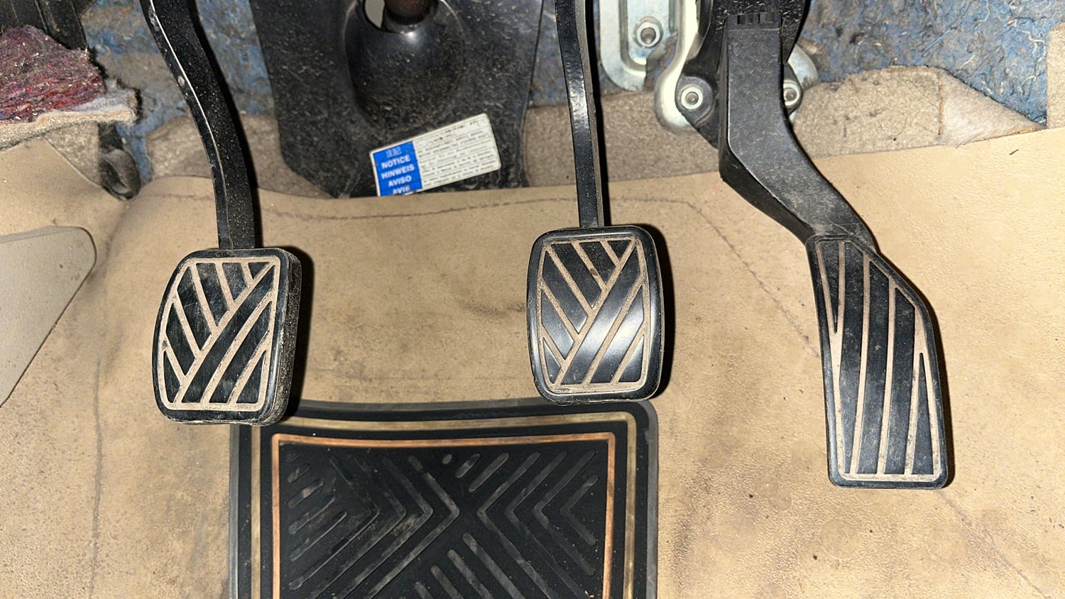 Used 2018 Maruti Suzuki Ciaz Delta 1.3 Hybrid Diesel Manual interior PEDALS VIEW