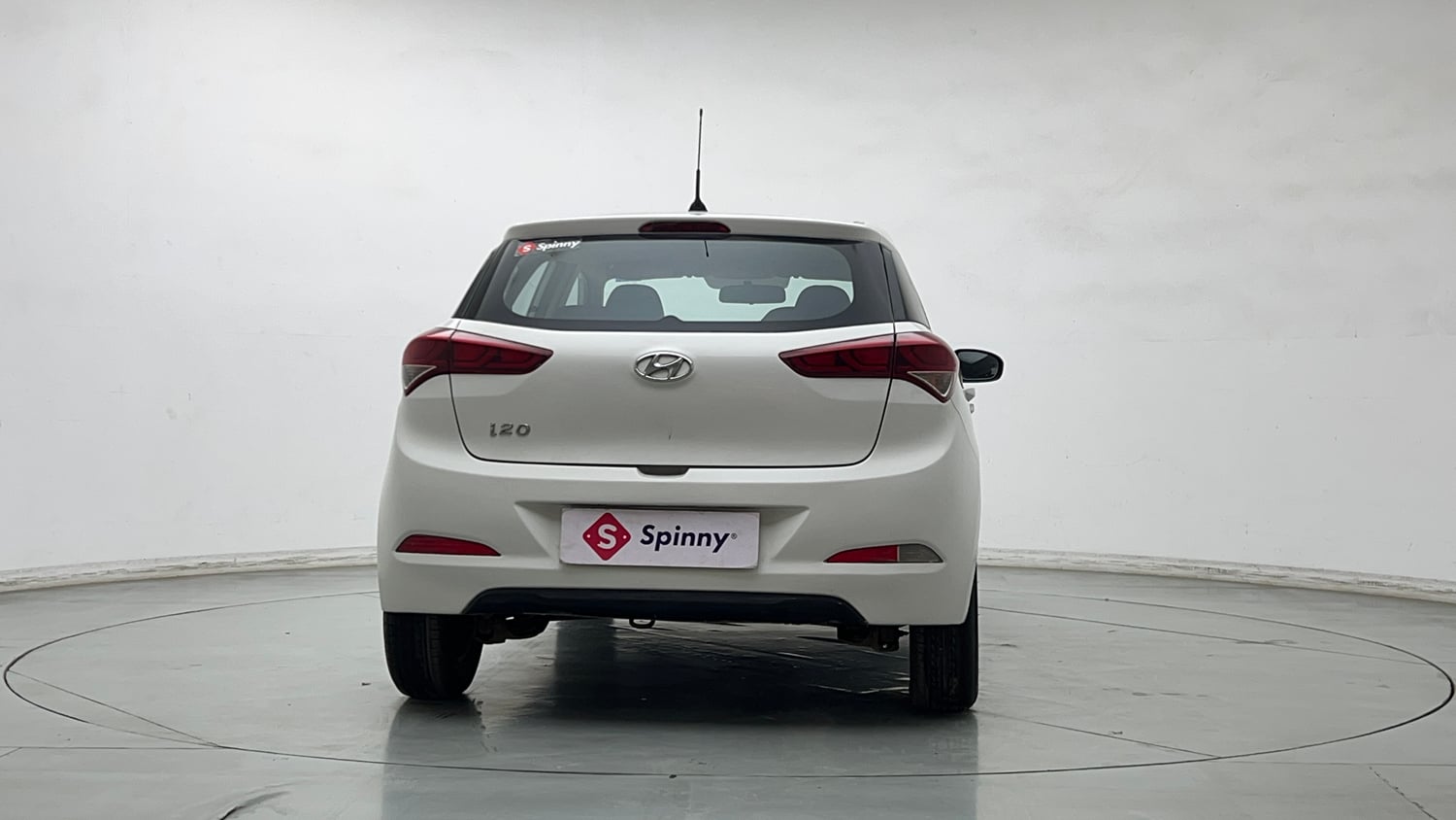 Used 2016 Hyundai Elite i20 Magna 1.2 Petrol Manual exterior BACK VIEW