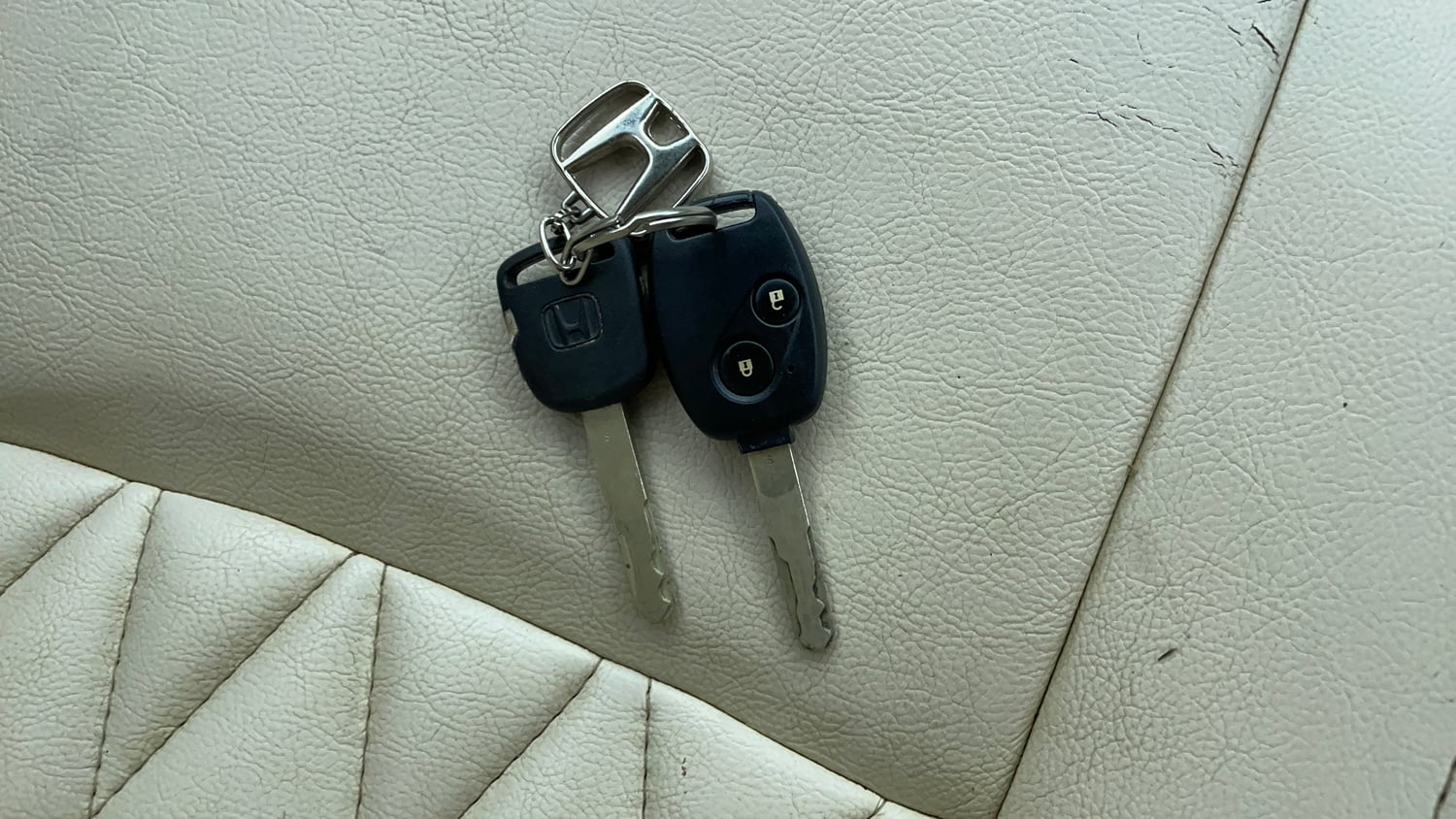 Used 2013 Honda Amaze 1.2 VX i-VTEC Petrol Manual extra CAR KEY VIEW