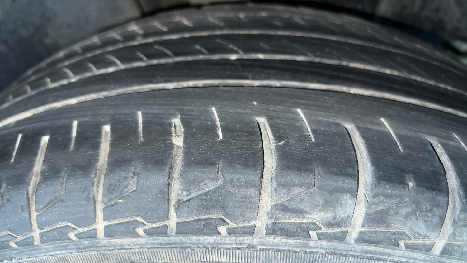 Used 2022 Hyundai Creta SX 1.5 Petrol Executive Petrol Manual tyres LEFT REAR TYRE TREAD VIEW