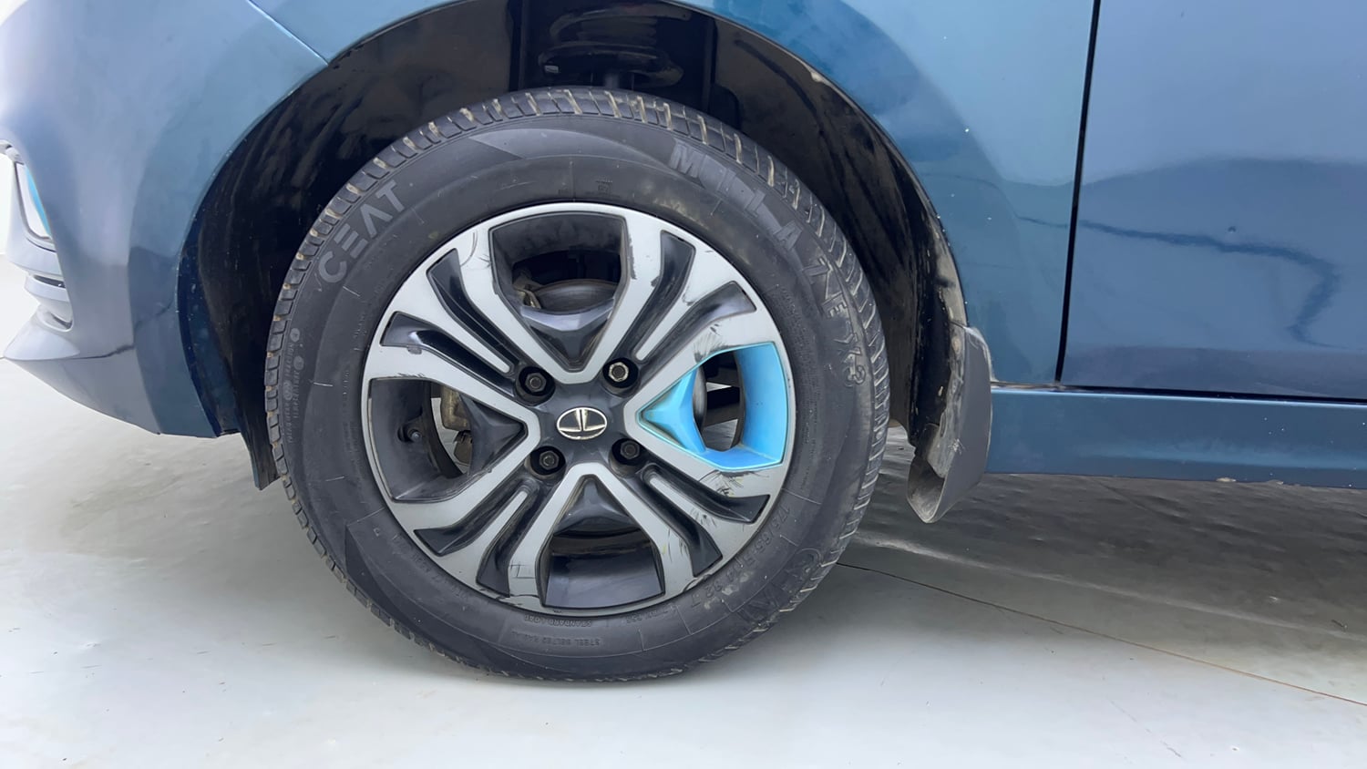 Used 2022 Tata Tigor EV XZ Plus Electric Automatic tyres LEFT FRONT TYRE RIM VIEW