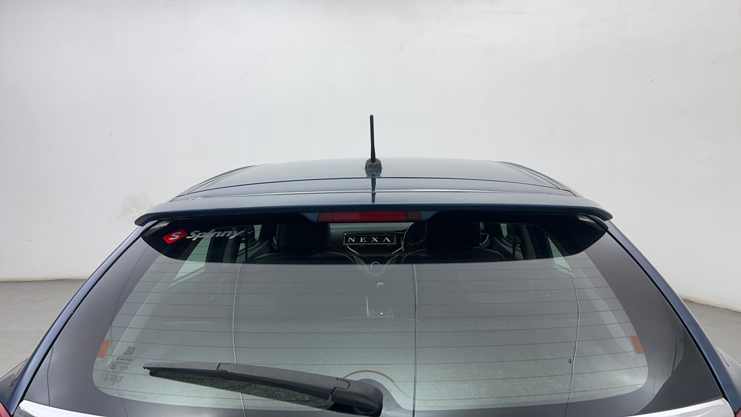 Used 2016 Maruti Suzuki Baleno Zeta 1.2 Petrol Manual exterior BACK WINDSHIELD VIEW