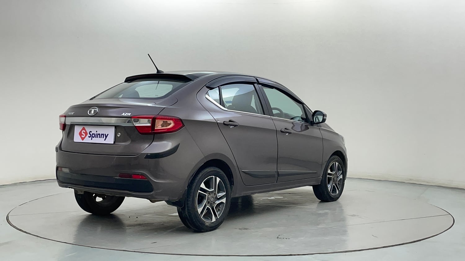 Used 2018 Tata Tigor Revotron XZA Petrol Automatic exterior RIGHT REAR CORNER VIEW