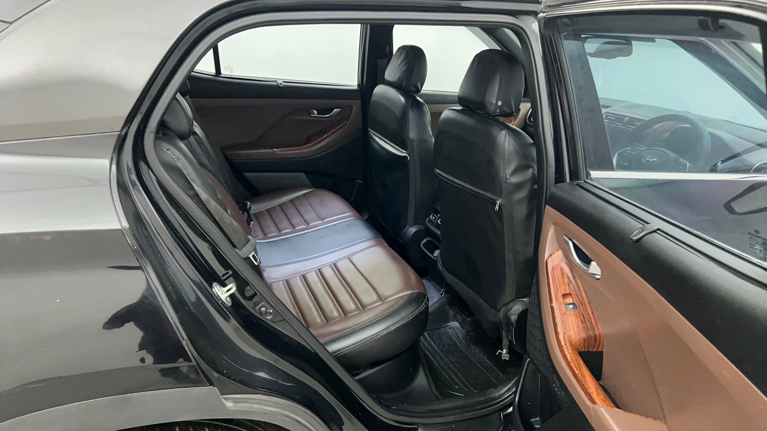 Used 2023 Hyundai Creta SX 1.5 Petrol Petrol Manual interior RIGHT SIDE REAR DOOR CABIN VIEW