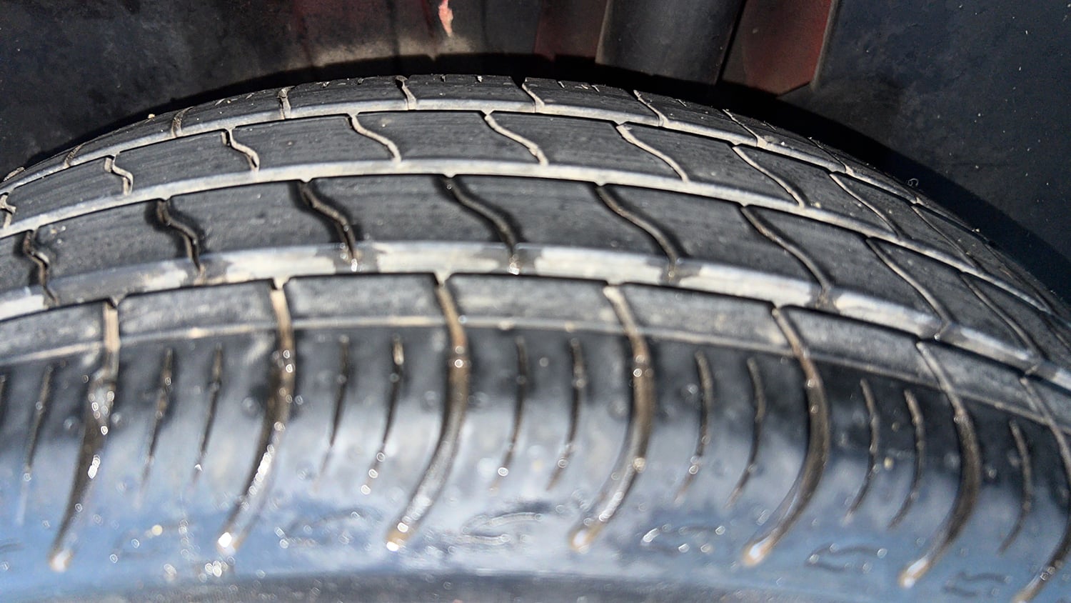 Used 2019 Maruti Suzuki Swift ZXi Plus AMT Petrol Automatic tyres LEFT REAR TYRE TREAD VIEW