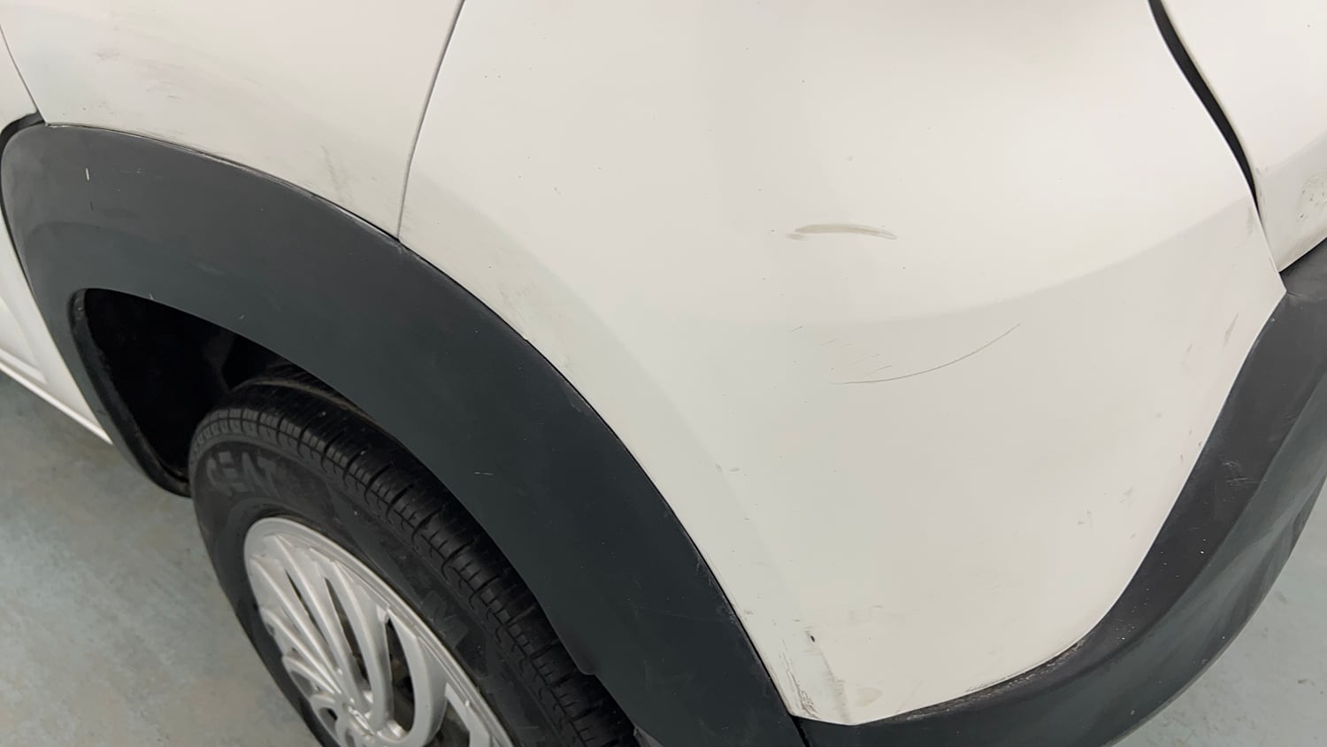 Used 2018 Renault Kwid RXT Petrol Manual dents MINOR SCRATCH