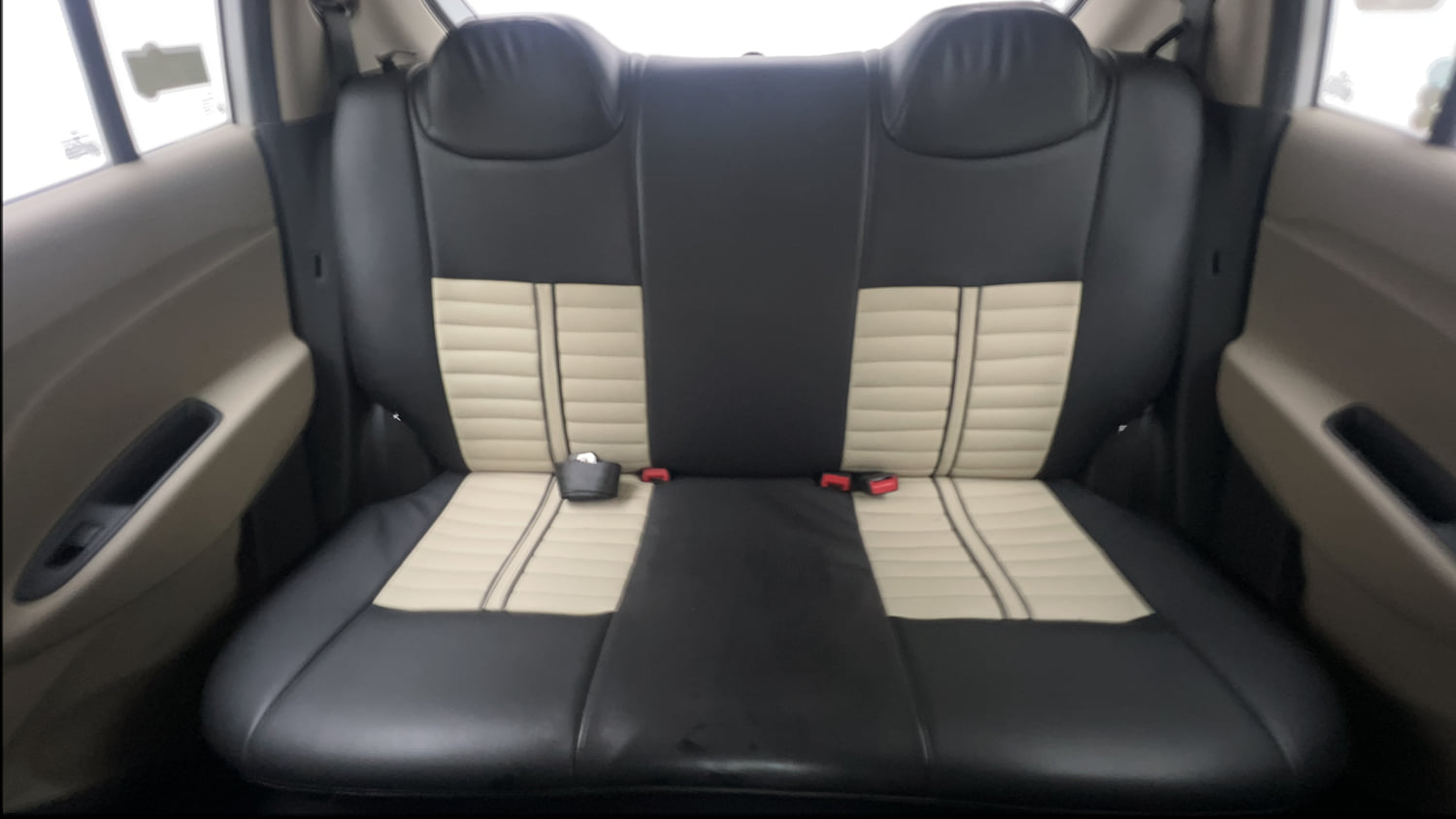 Used 2020 Hyundai Santro Magna Petrol Manual interior REAR SEAT CONDITION VIEW