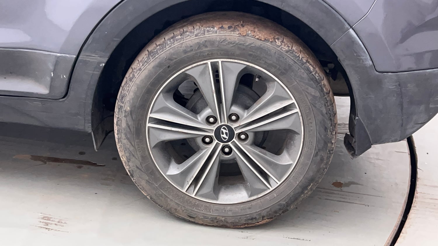Used 2017 Hyundai Creta SX Plus 1.6 AT Petrol Petrol Automatic tyres LEFT REAR TYRE RIM VIEW
