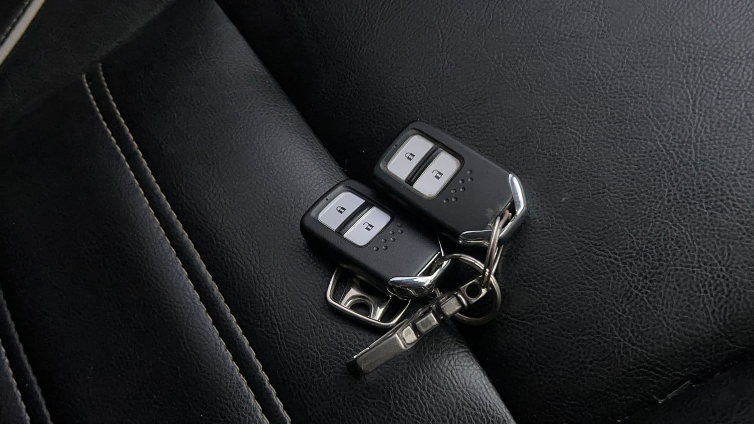 Used 2021 Honda WR-V VX MT Petrol Petrol Manual extra CAR KEY VIEW