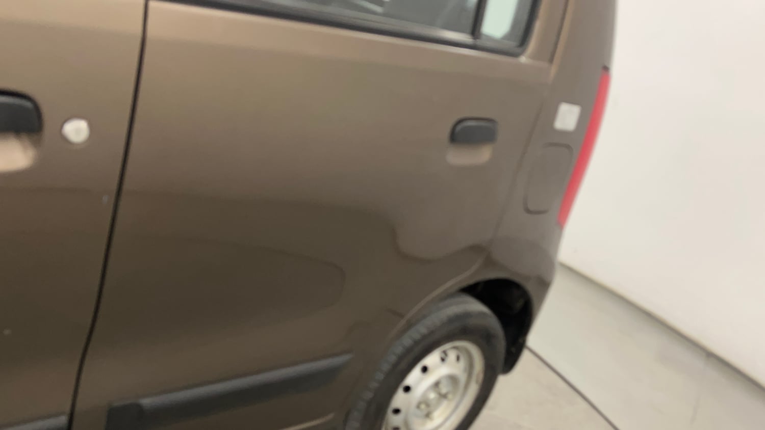 Used 2018 Maruti Suzuki Wagon R LXI CNG (O) Cng Manual dents MINOR SCRATCH