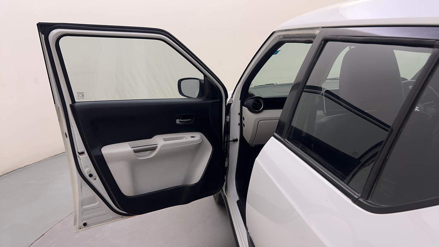 Used 2018 Maruti Suzuki Ignis Alpha 1.2 AMT Petrol Automatic interior LEFT FRONT DOOR OPEN VIEW