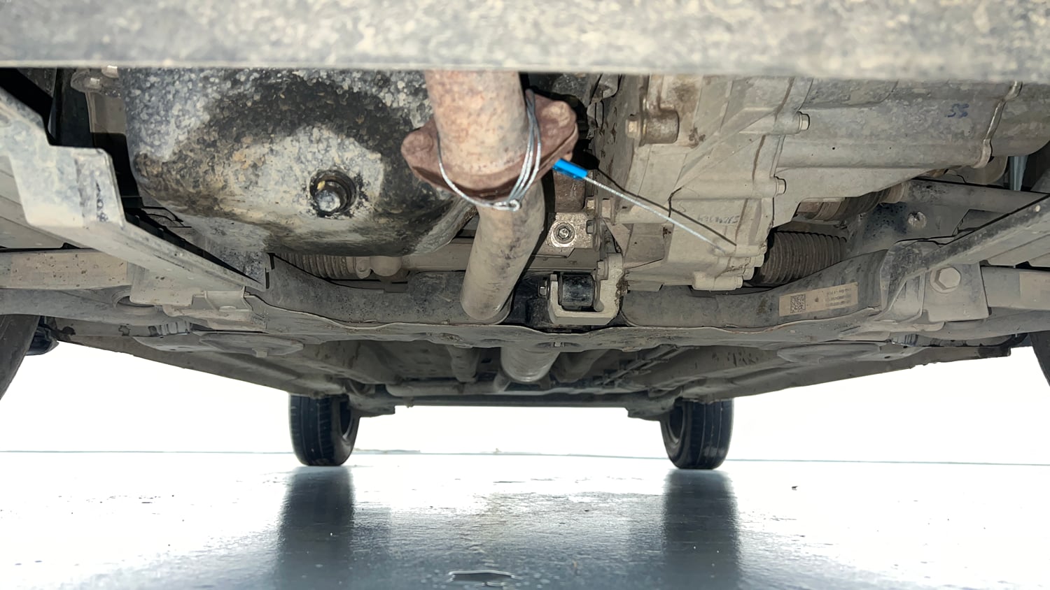 Used 2024 Tata Punch Pure MT Petrol Manual extra FRONT LEFT UNDERBODY VIEW