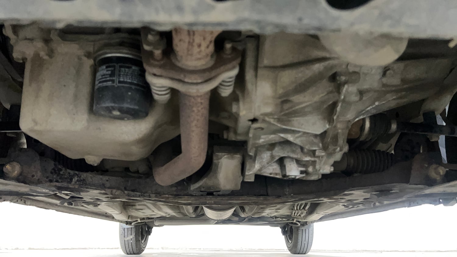 Used 2022 Maruti Suzuki Celerio ZXi AMT Petrol Automatic extra FRONT LEFT UNDERBODY VIEW