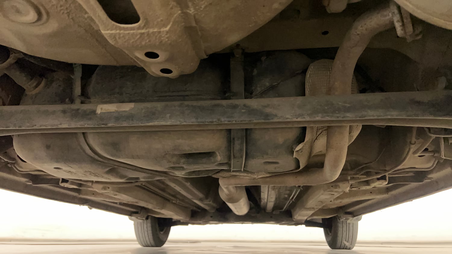 Used 2013 Maruti Suzuki Swift VXi Petrol Manual extra REAR UNDERBODY VIEW (TAKEN FROM REAR)
