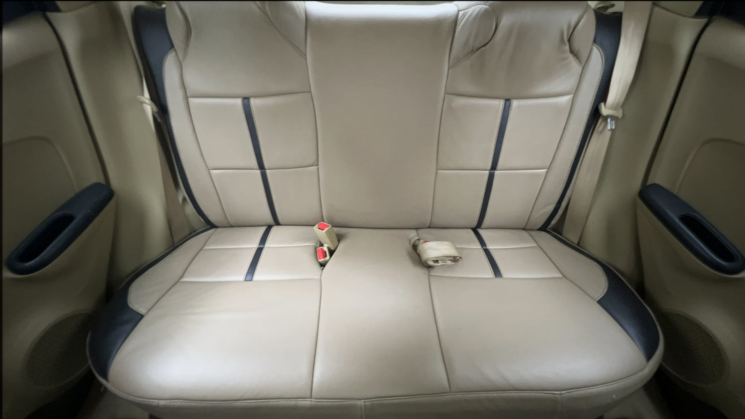 Used 2016 Honda Brio S MT Petrol Manual interior REAR SEAT CONDITION VIEW