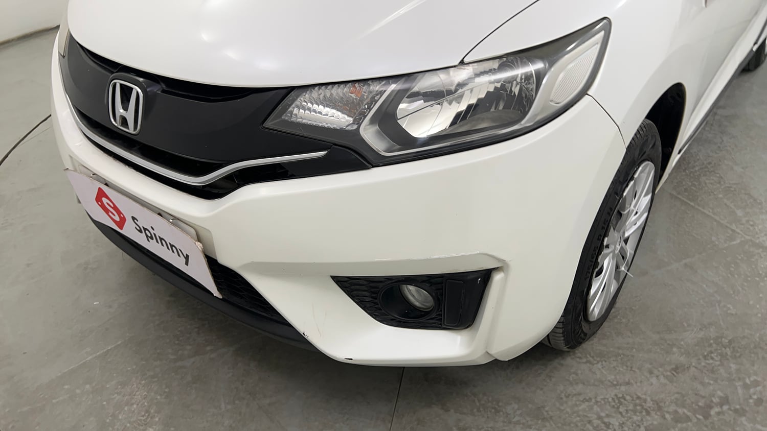 Used 2016 Honda Jazz SV Petrol Petrol Manual dents MINOR SCRATCH
