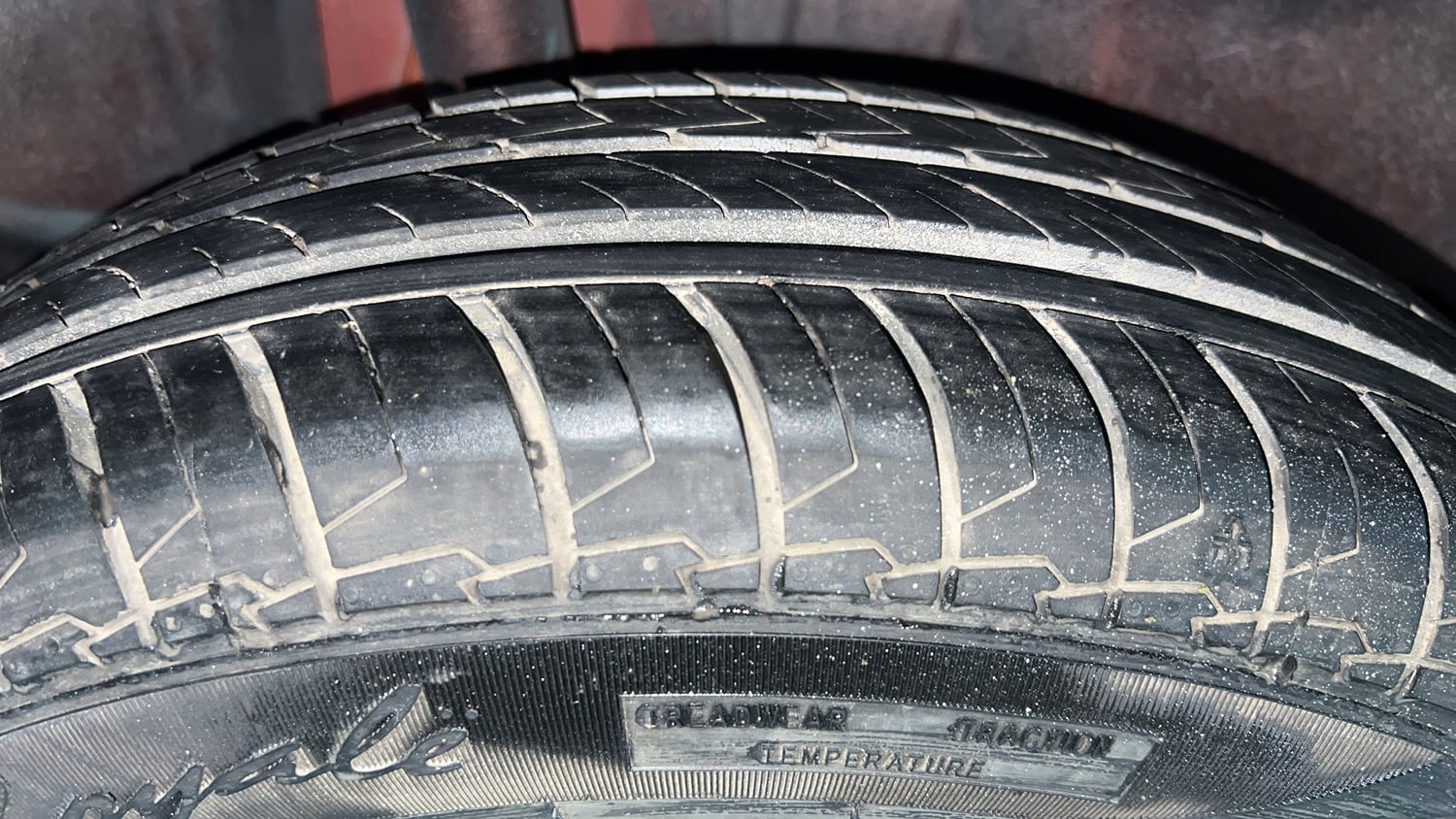 Used 2018 Maruti Suzuki Swift VXi Petrol Manual tyres RIGHT REAR TYRE TREAD VIEW