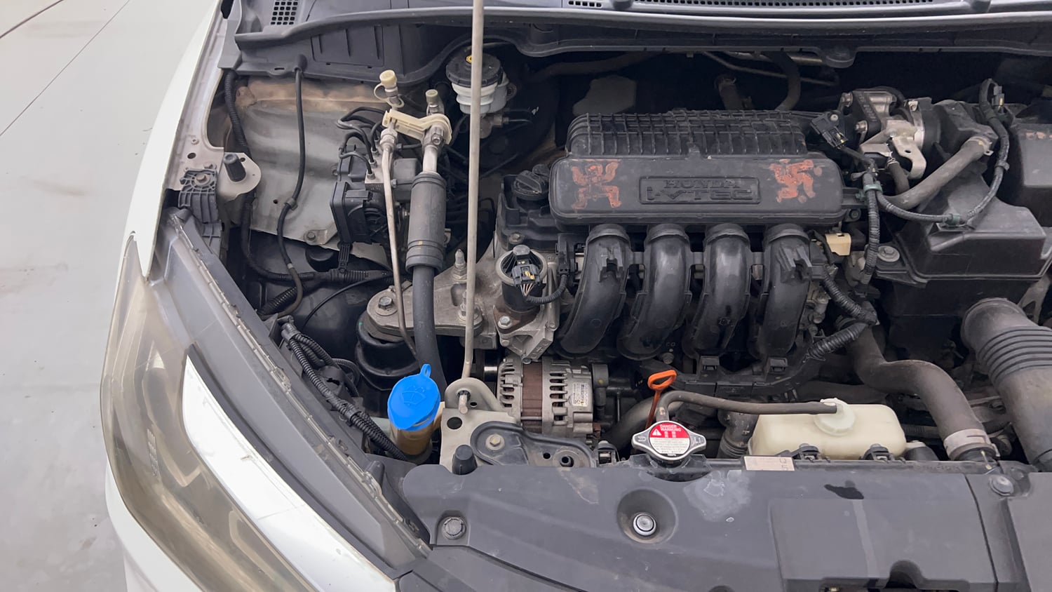 Used 2018 Honda City V CVT Petrol Petrol Automatic engine ENGINE RIGHT SIDE VIEW