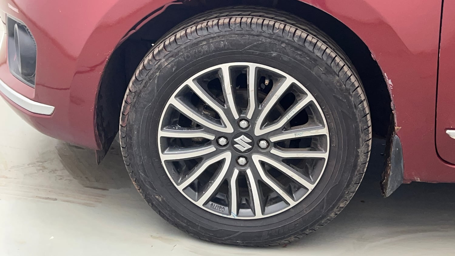 Used 2018 Maruti Suzuki Dzire ZXi Plus AMT Petrol Automatic tyres LEFT FRONT TYRE RIM VIEW