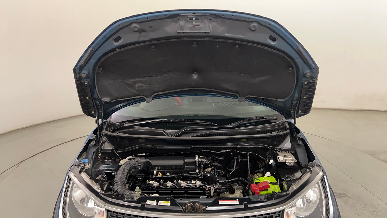 Used 2018 Maruti Suzuki Ignis Zeta 1.2 AMT Petrol Automatic engine ENGINE & BONNET OPEN FRONT VIEW