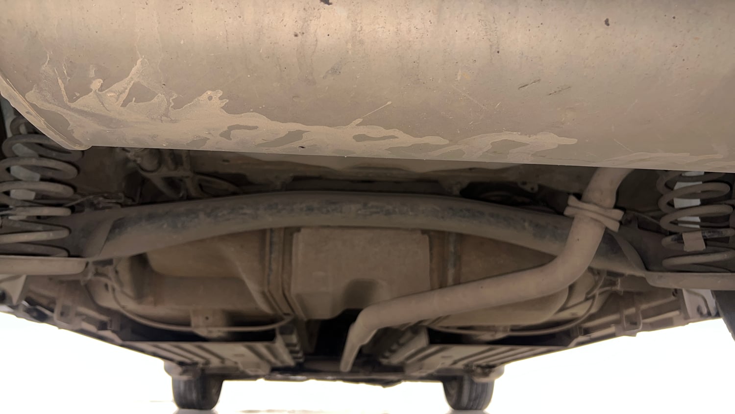 Used 2016 Maruti Suzuki S-Cross Zeta 1.3 Diesel Manual extra REAR UNDERBODY VIEW (TAKEN FROM REAR)