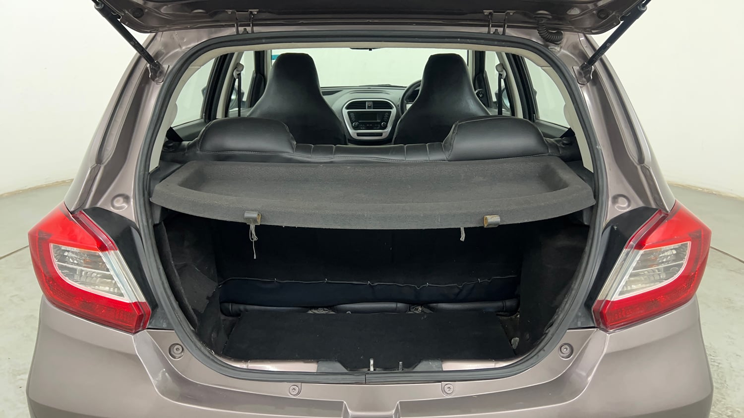 Used 2017 Tata Tiago Revotron XT Petrol Manual interior DICKY INSIDE VIEW